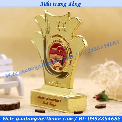 Biểu trưng đồng 10