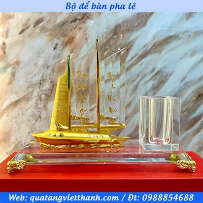 Bộ để bàn thuyền