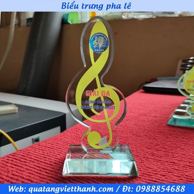 Pha lê nốt nhạc