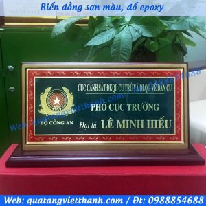 Biển đồng đổ epoxy