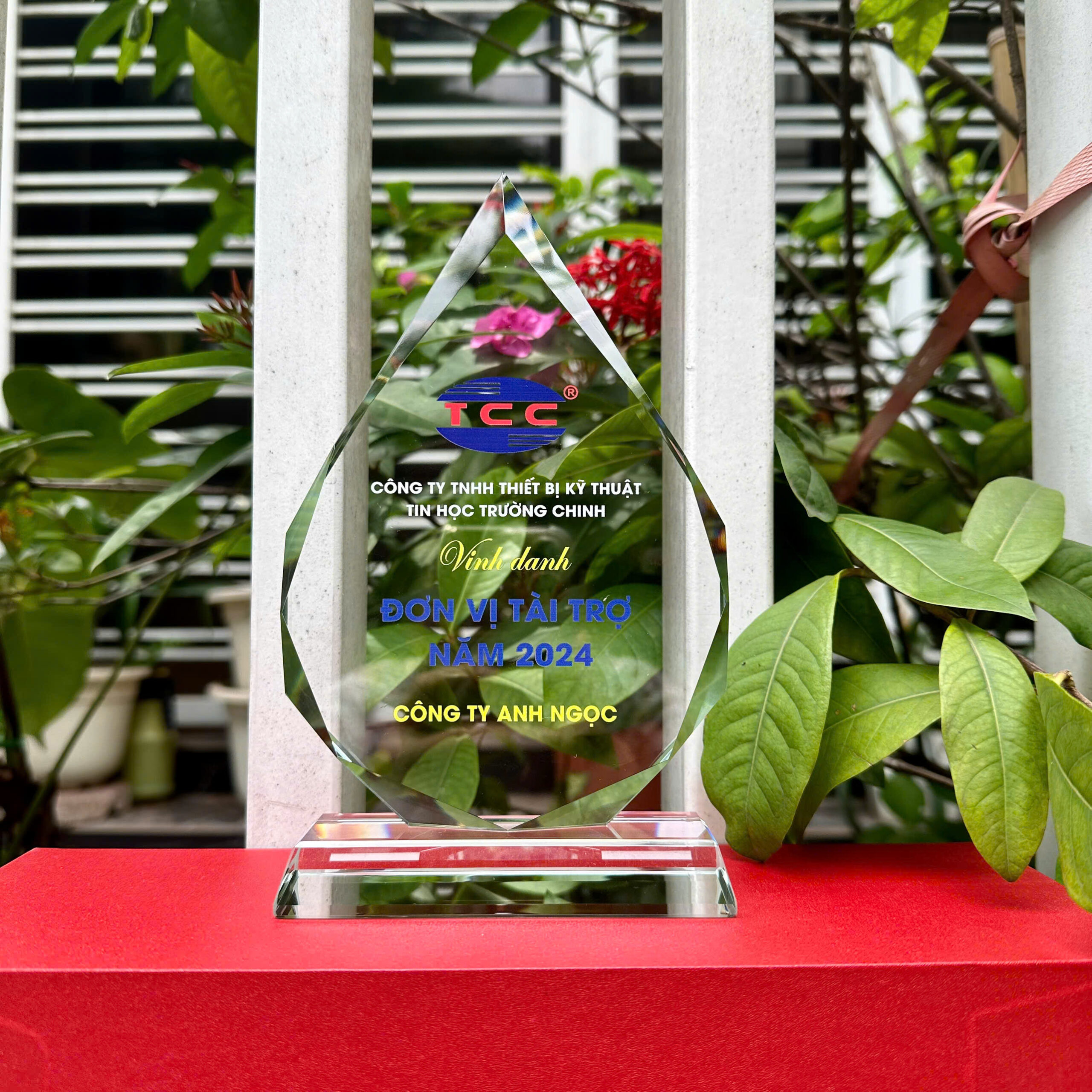 Giọ nước bầu tr