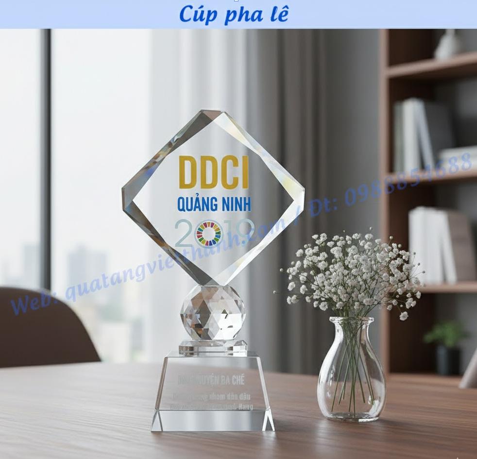 Pha lê vuông nghiêng (2)